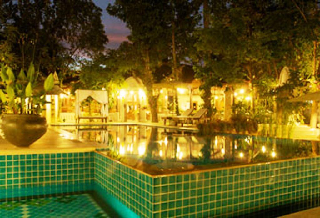 Changpuak Hotel Chiang Mai Exterior photo